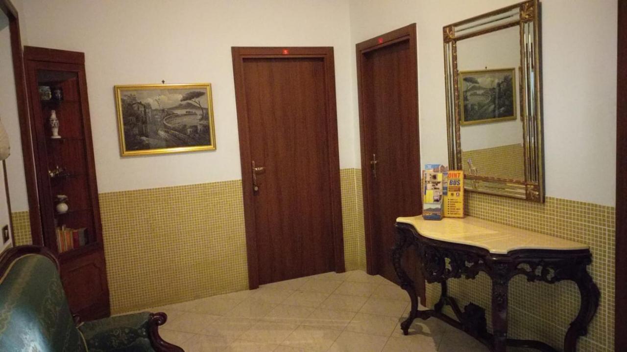 Vittorio Veneto 2* Napoli